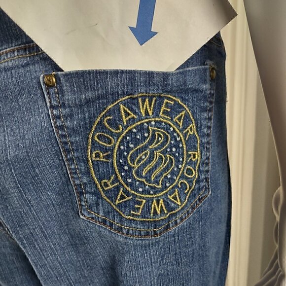 Rocawear Womens Embroidered Cotton Blend Denim Blue Capri Jeans Size 20 - Picture 5 of 11